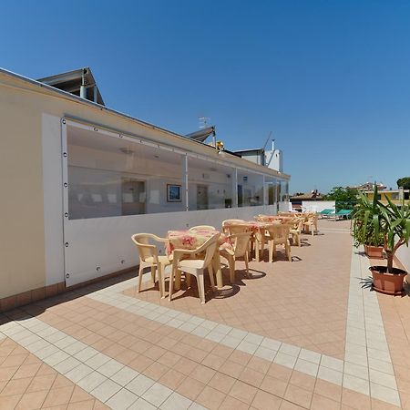 ריצ'יונה Hotel Taormina מראה חיצוני תמונה