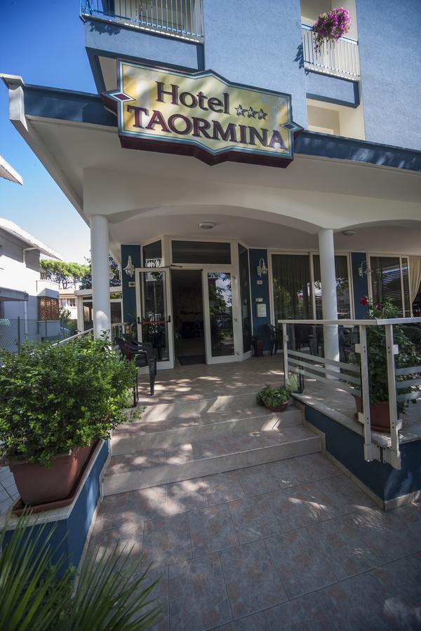 ריצ'יונה Hotel Taormina מראה חיצוני תמונה