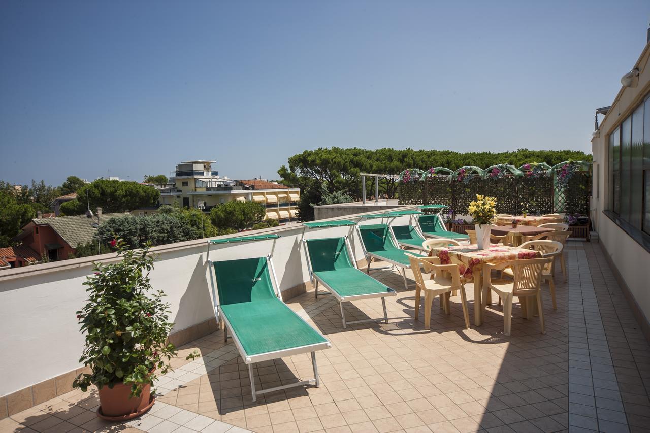 ריצ'יונה Hotel Taormina מראה חיצוני תמונה