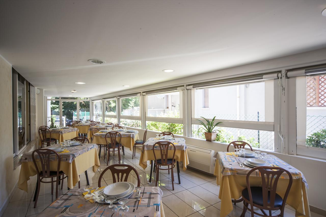 ריצ'יונה Hotel Taormina מראה חיצוני תמונה