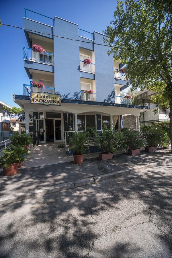 ריצ'יונה Hotel Taormina מראה חיצוני תמונה