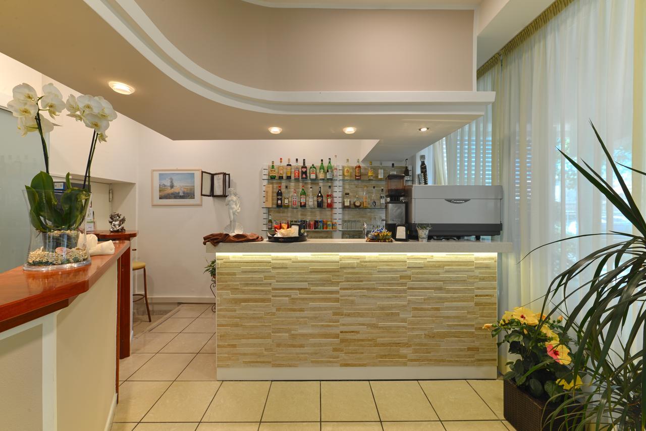 ריצ'יונה Hotel Taormina מראה חיצוני תמונה