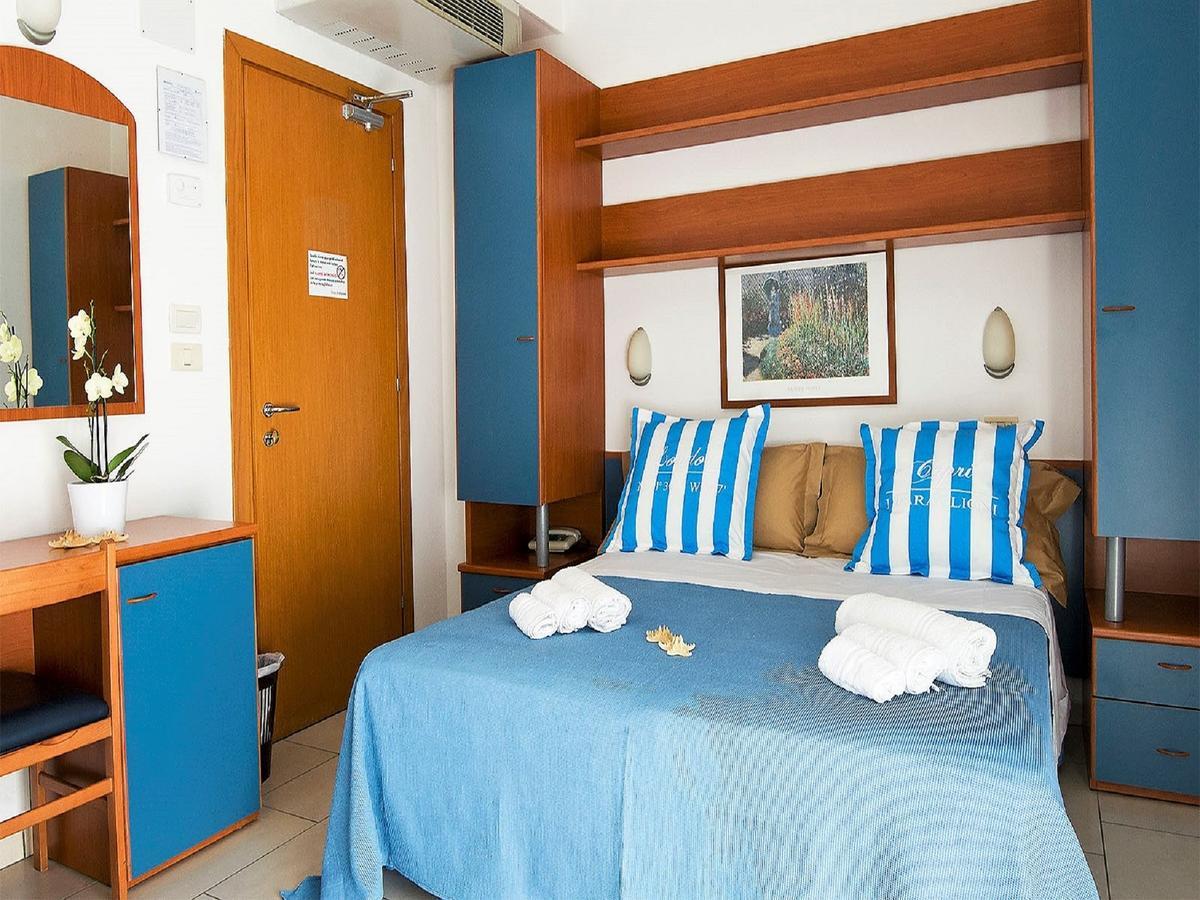 ריצ'יונה Hotel Taormina מראה חיצוני תמונה